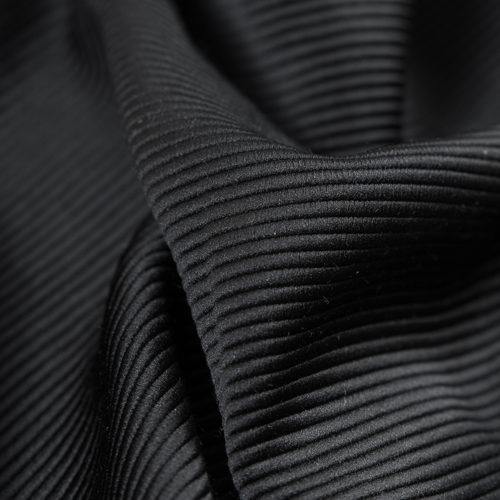 Black Luminous Polyester Ottoman - Detail