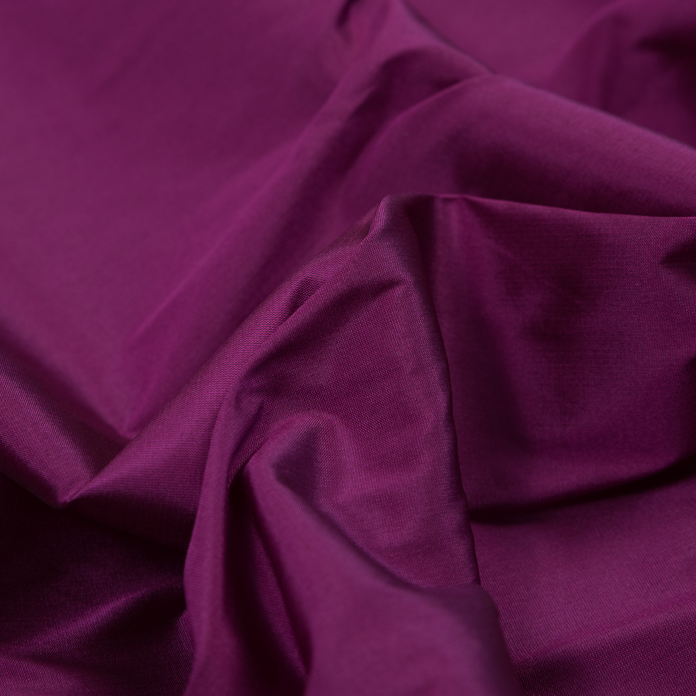 Magenta Plain Dyed Polyester Taffeta - Detail