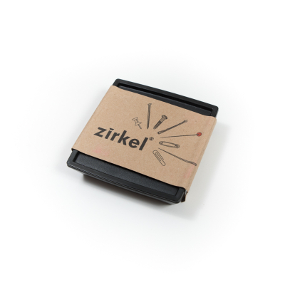 Zirkel Magnetic Pin Holder in Black | Mood Fabrics