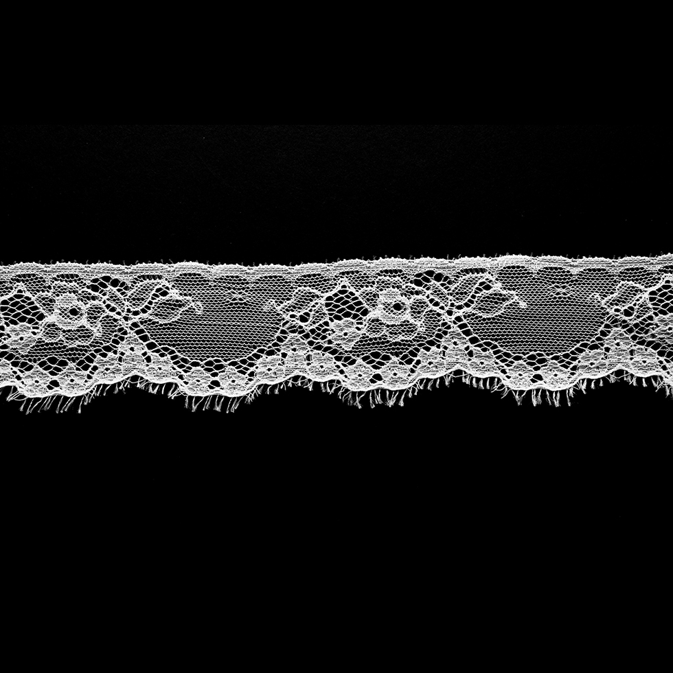 Guipure Embroidered Bridal Lace Fringed Double Edged Scalloped Floral White  10 Wide Nylon Blend Fabric Trim