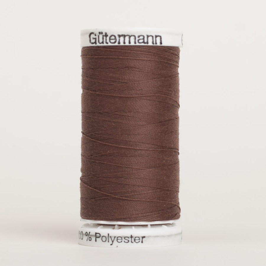 575 Saddle Brown 250m Gutermann Sew All Thread | Mood Fabrics