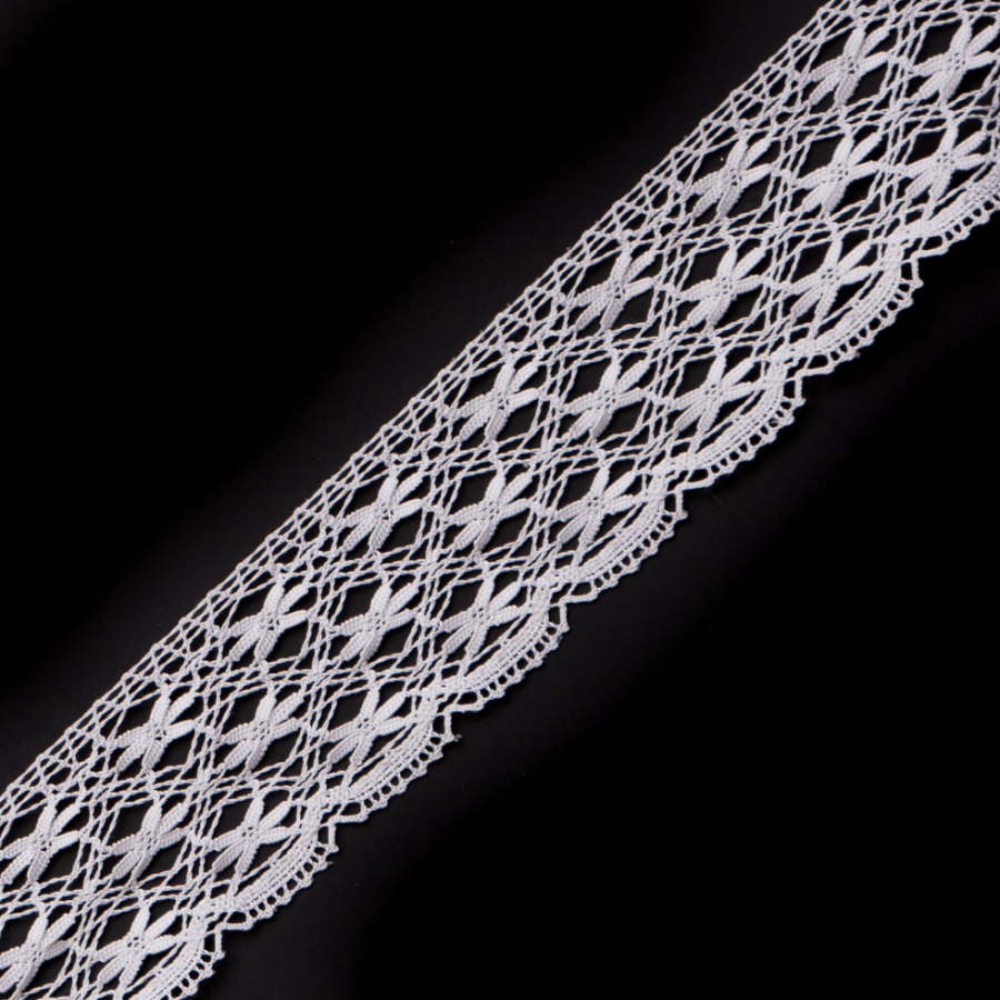 White Crochet Trim with Scalloped Edges - 1.5 | Mood Fabrics