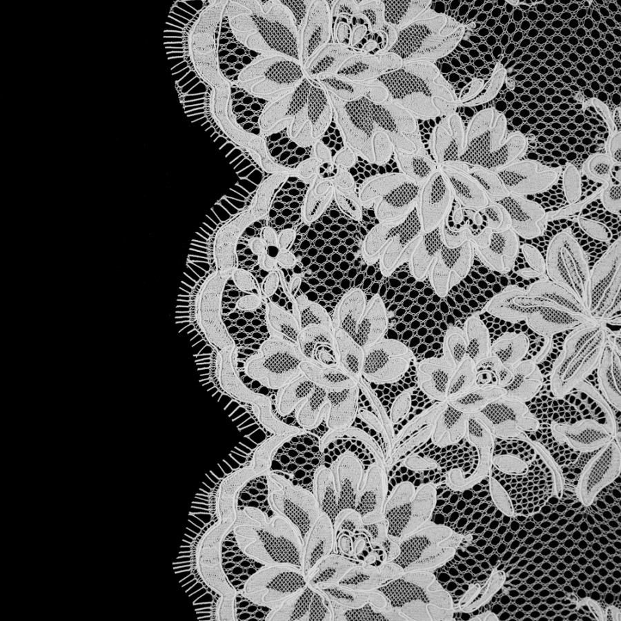 Off-White Floral Fancy Corded Lace with Scalloped Eyelash Edges | Mood Fabrics