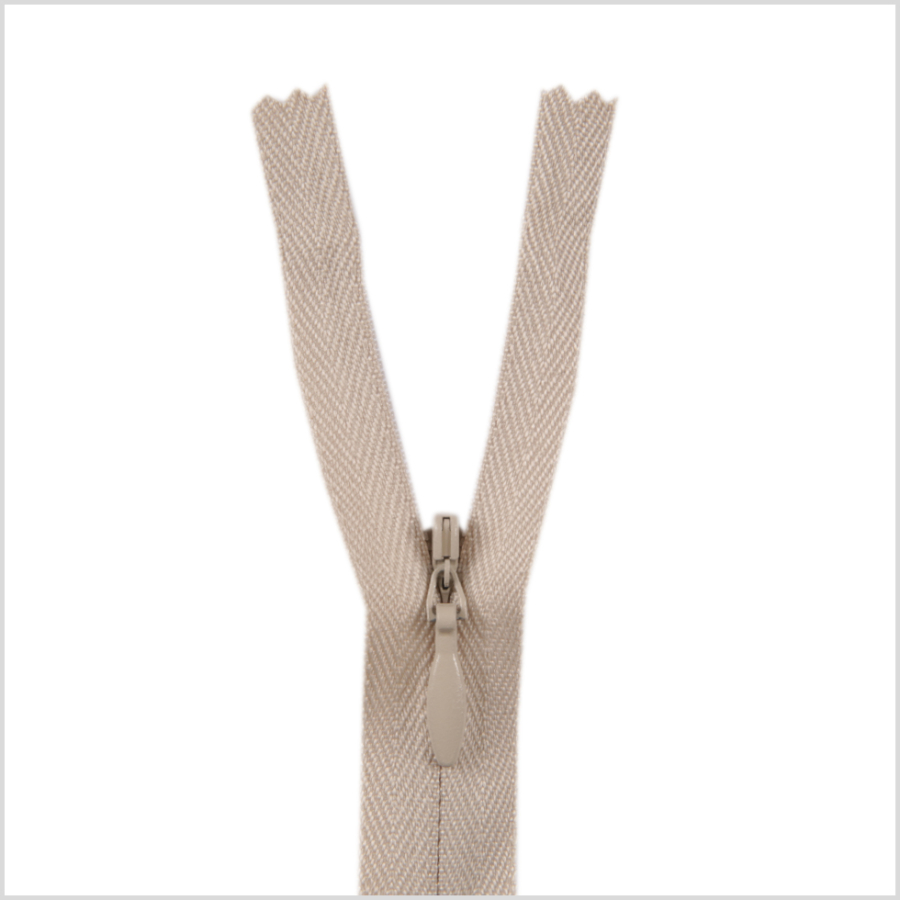 572 Natural 9 Invisible Zipper | Mood Fabrics
