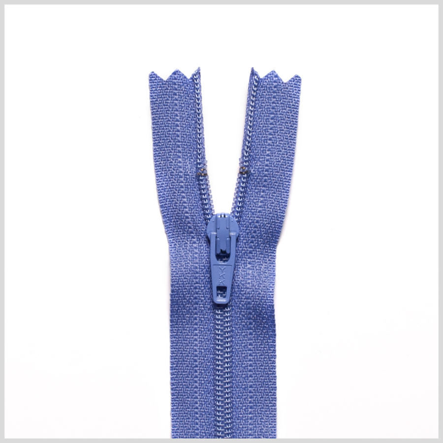 554 Lavender 24 Regular Zipper | Mood Fabrics