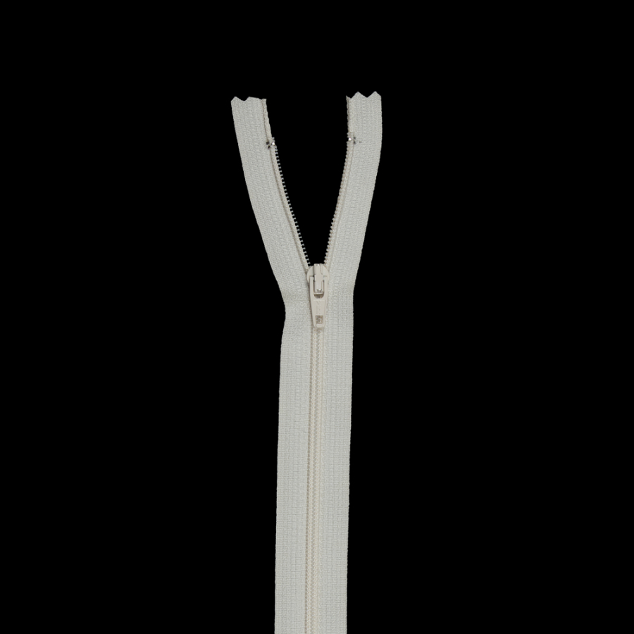 801 Winter White Regular Zipper - 9 | Mood Fabrics
